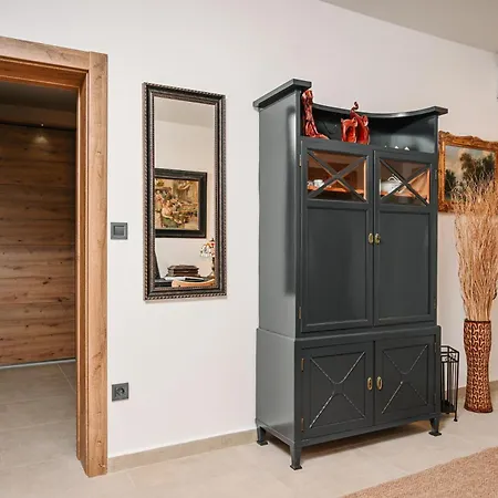 Petra Hills Majestic *