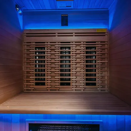 Petra Hills Majestic אופטיה