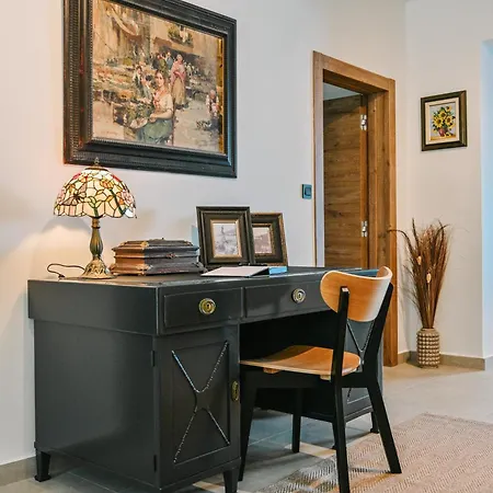 Petra Hills Majestic Apartment Opatija
