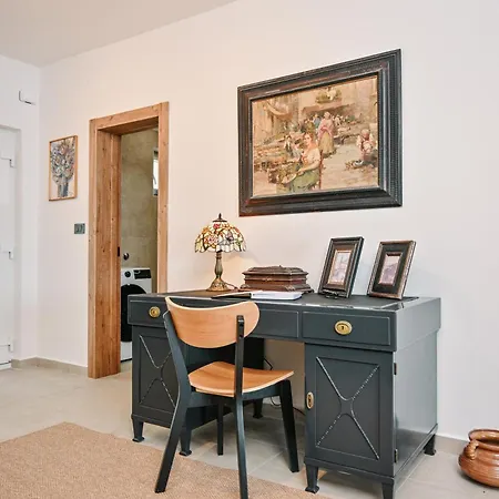 Petra Hills Majestic