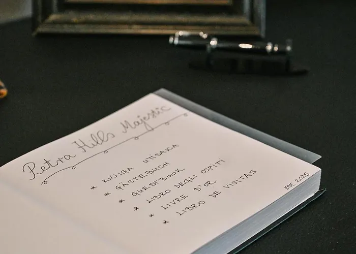 Petra Hills Majestic Apartment