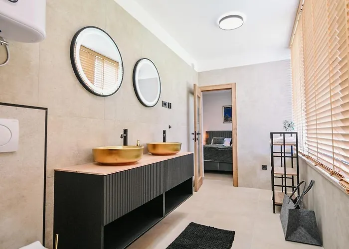 Petra Hills Majestic Apartment *