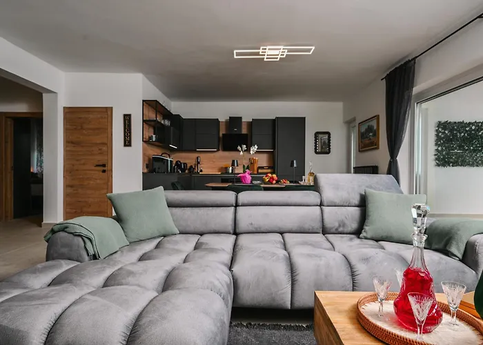 Apartment Petra Hills Majestic *