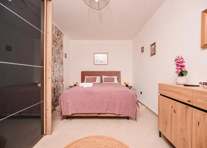 Apartment Petra Hills Majestic