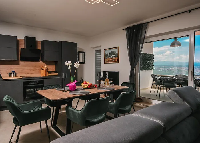 Petra Hills Majestic Apartment Opatija