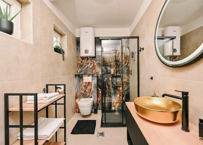 Petra Hills Majestic Apartment