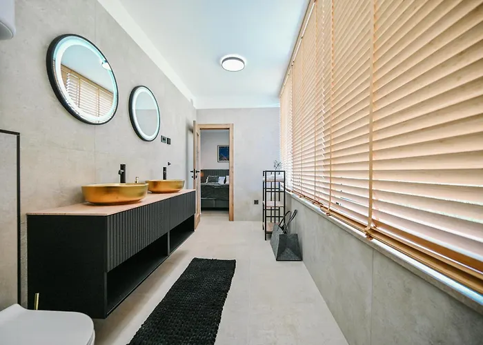 Petra Hills Majestic Apartment