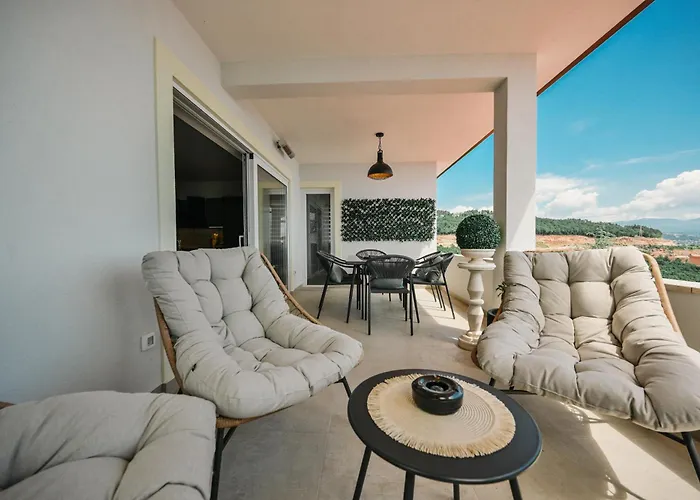 Petra Hills Majestic * Опатия