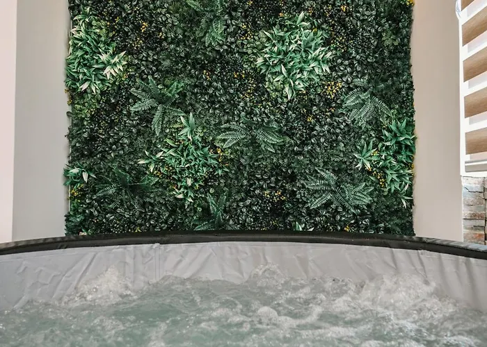 Апартаменты Petra Hills Majestic *